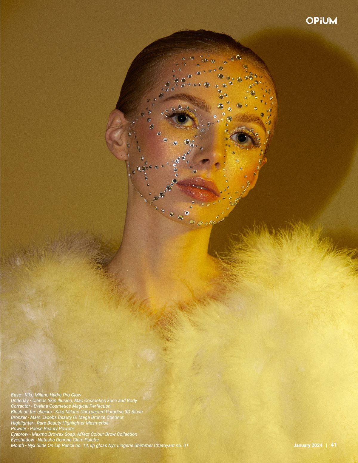 Beauty editorial OPIUM – yellow feathers – Klaudia Czech
