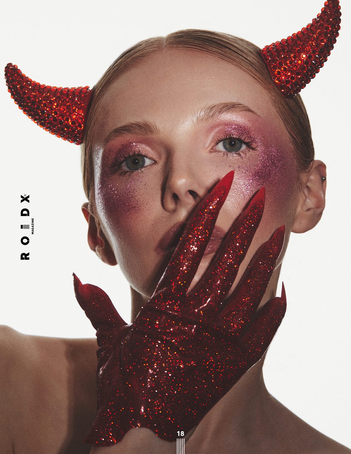 Beauty editorial – red glam close-up – Klaudia Czech