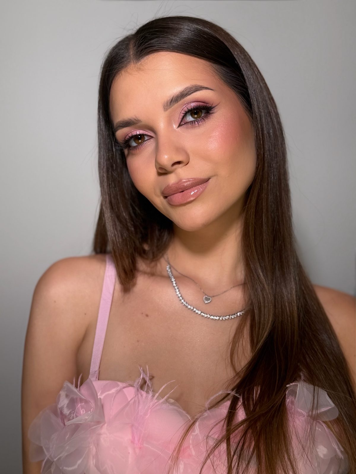 Makijaż okolicznościowy pink glam – Klaudia Czech
