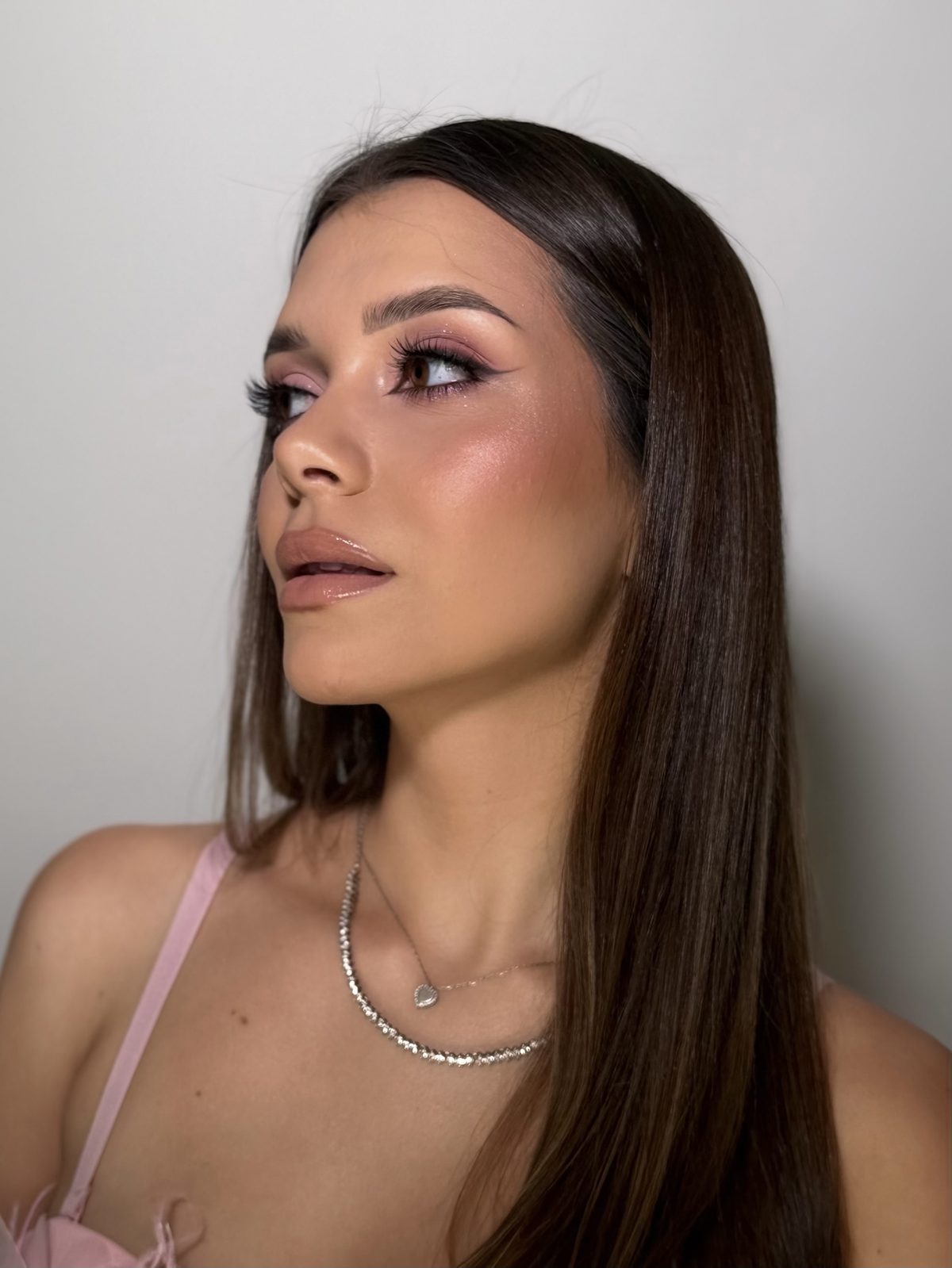 Makijaż pink glam profil – Klaudia Czech